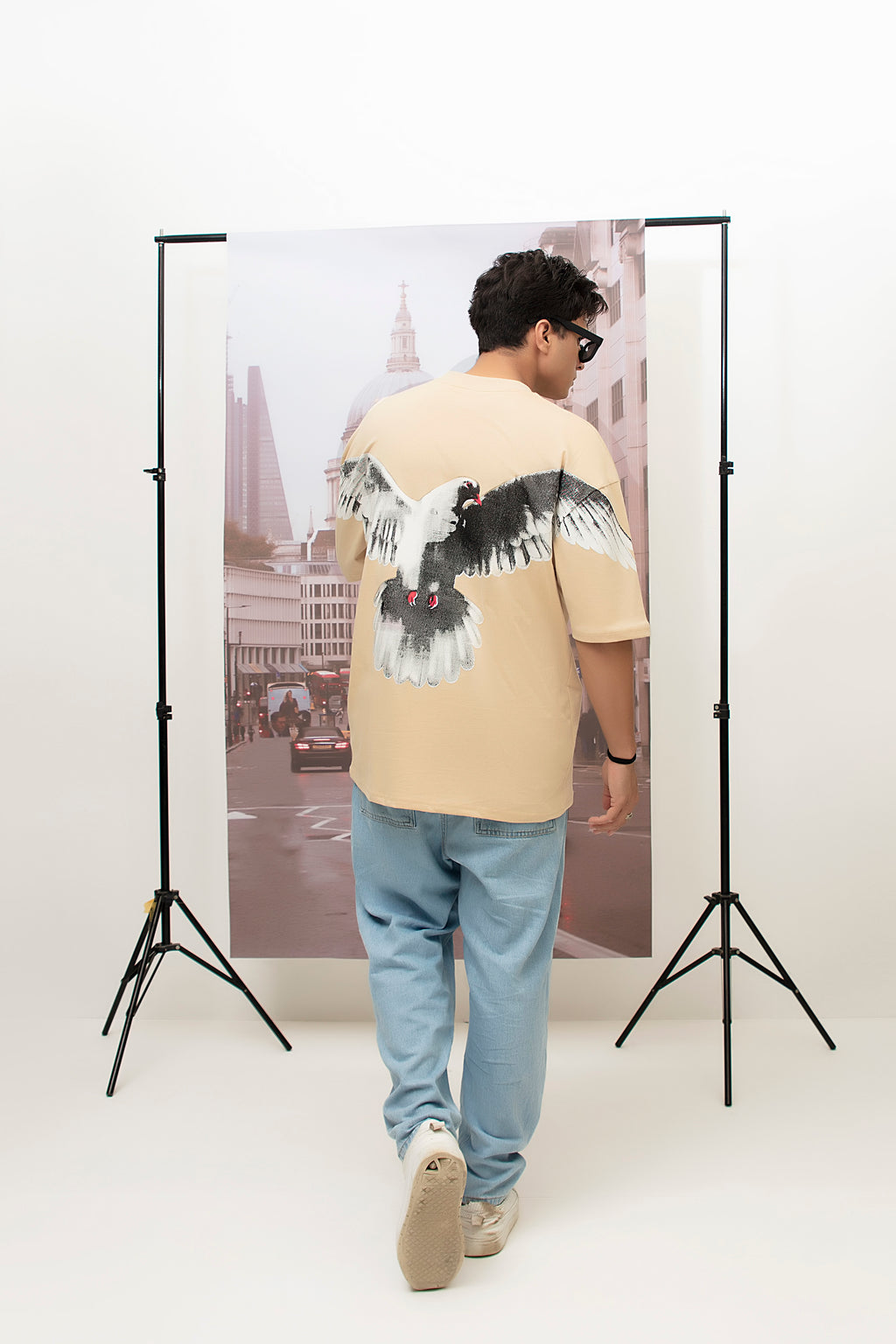 – PIGEON OVERSIZED TEES –