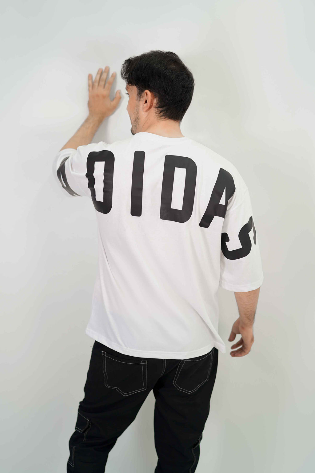 – 003 OVERSIZED TEES –