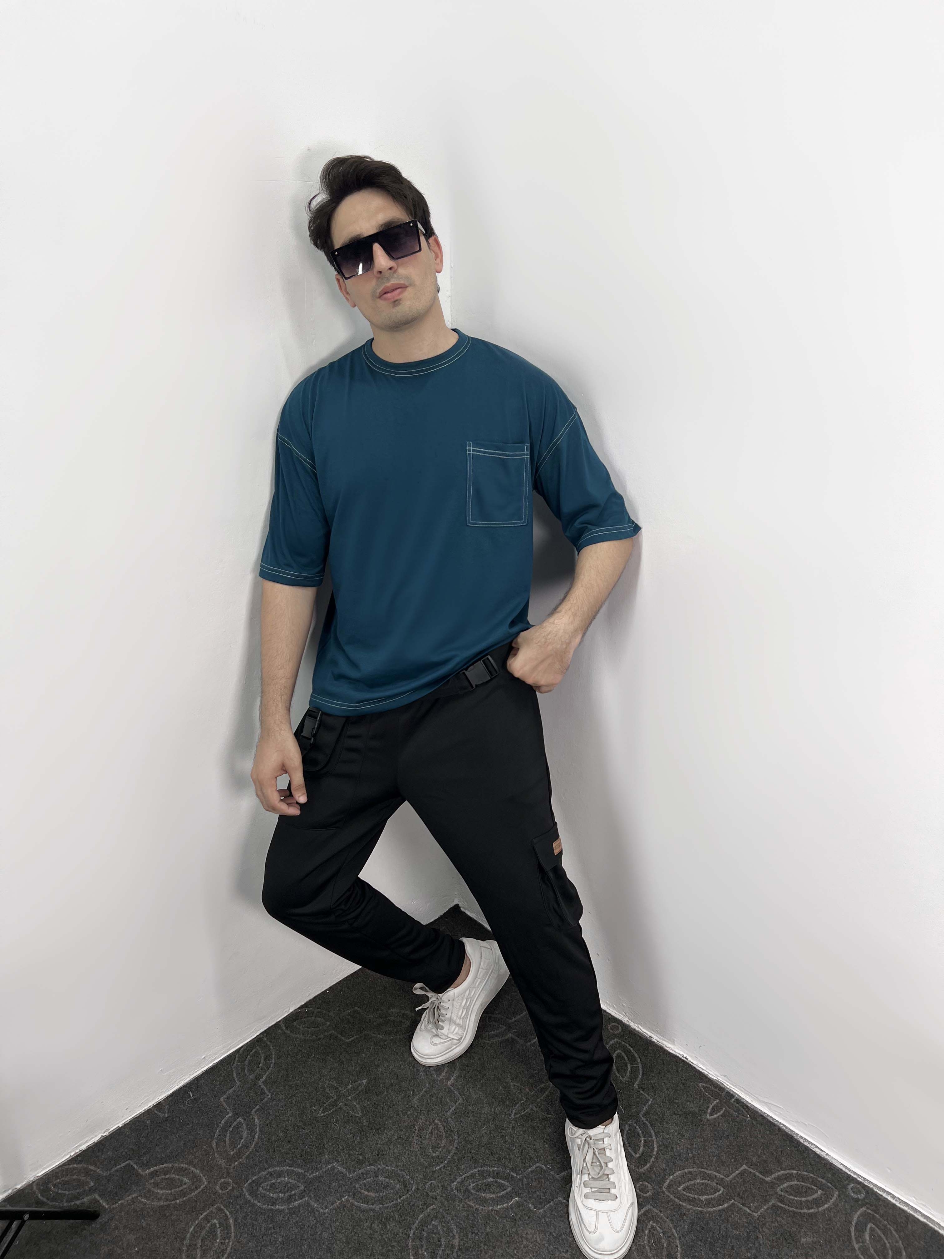 – CONTRAST STITCH OVERSIZES TEES –