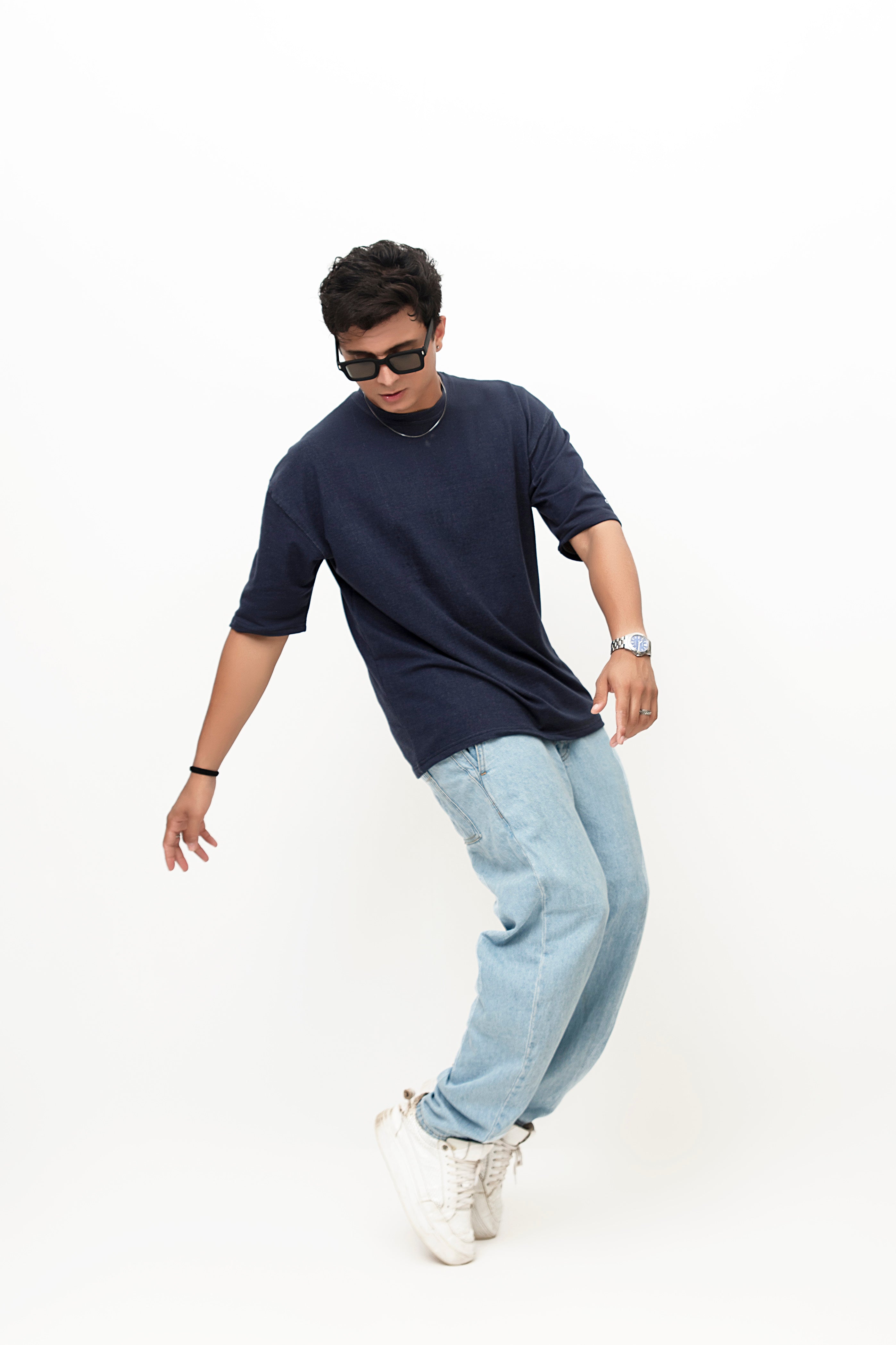 – DENIM WASH OVERSIZED TEES –