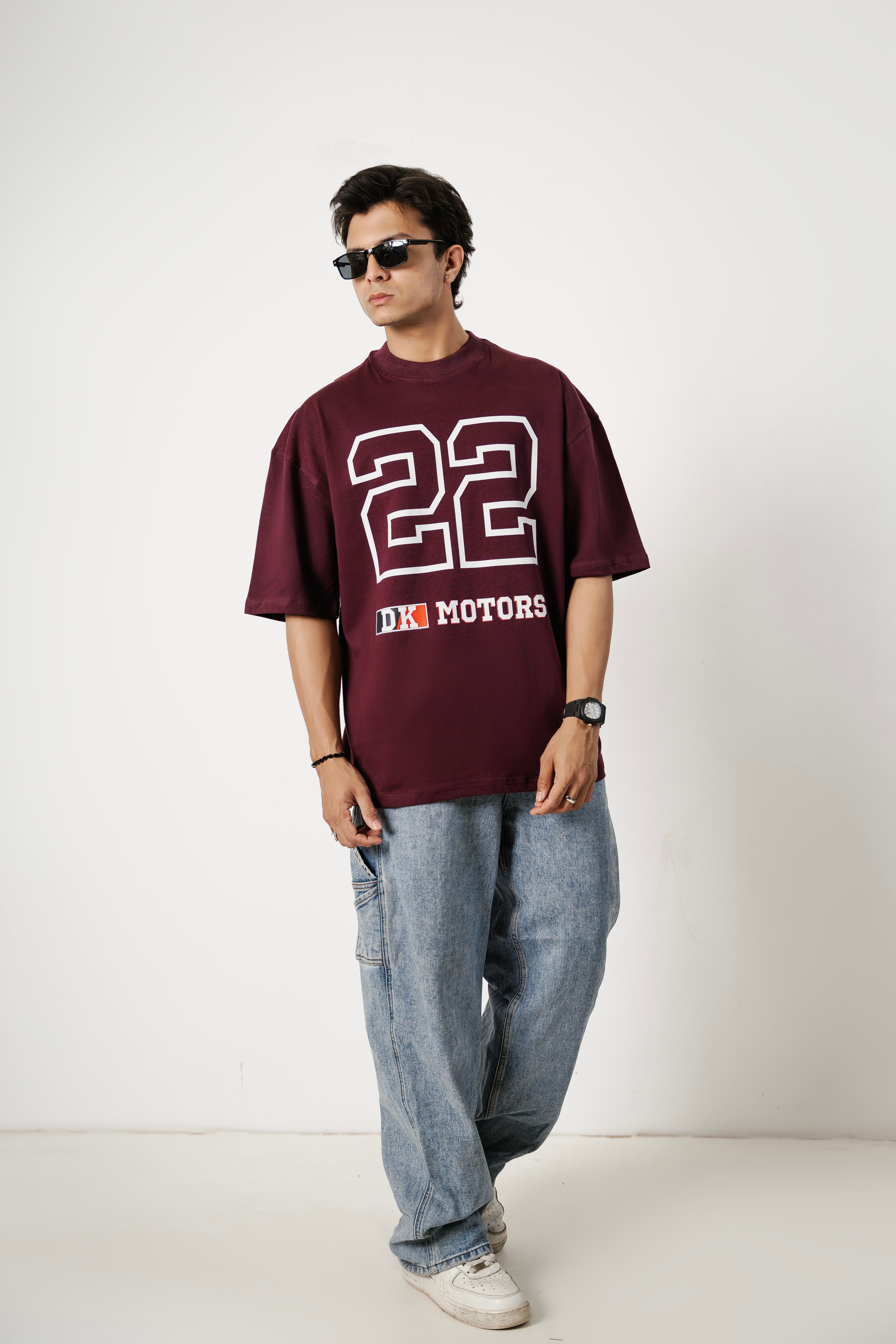 – 22 BOXY FIT OVERSIZED TEES –